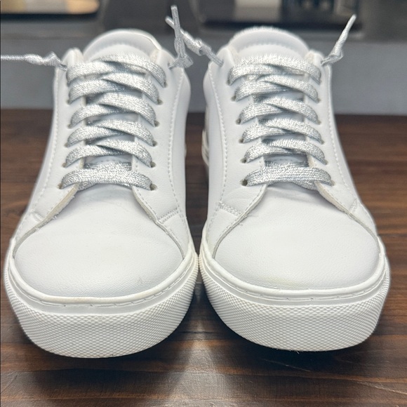 Steve Madden White and Silver Sneakers Size 9.5 Shoes - Picture 3 of 16